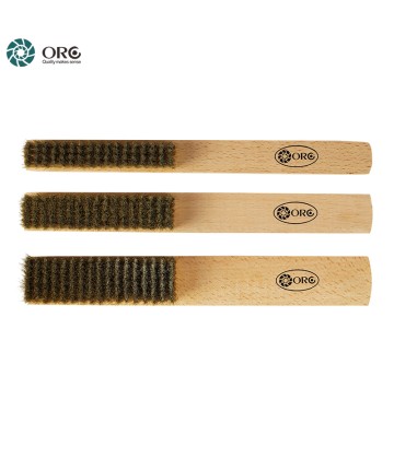 Escobilla manual de bronce premium ORO® con mango de madera